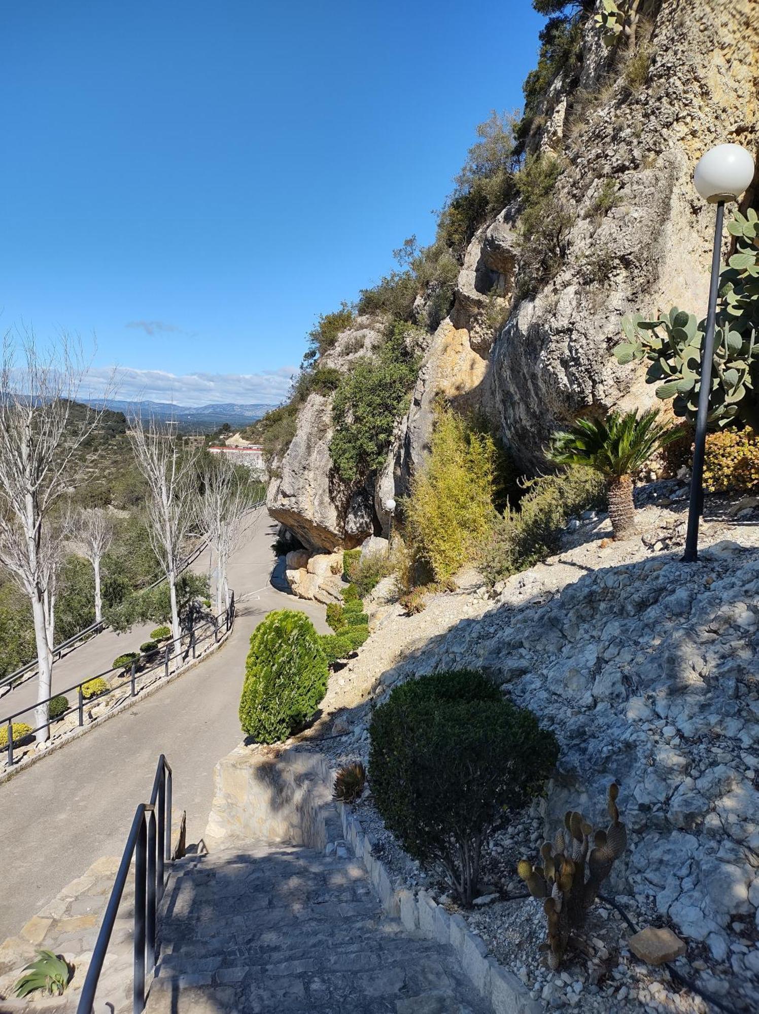 Tranquil And Spacious Townhouse In Historical And Picturesque Cervera Del Maestre Exterior photo